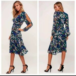 Lulu’s Farrar Black Floral Print Long Sleeve Wrap Midi Dress